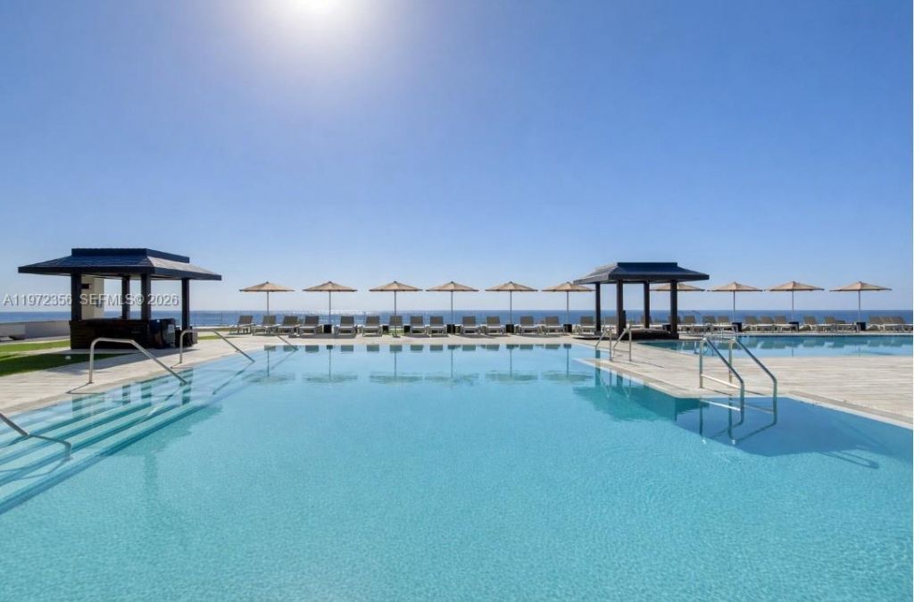 1850 S Ocean Dr, Unit 3007, Hallandale Beach, FL 33009 Photo