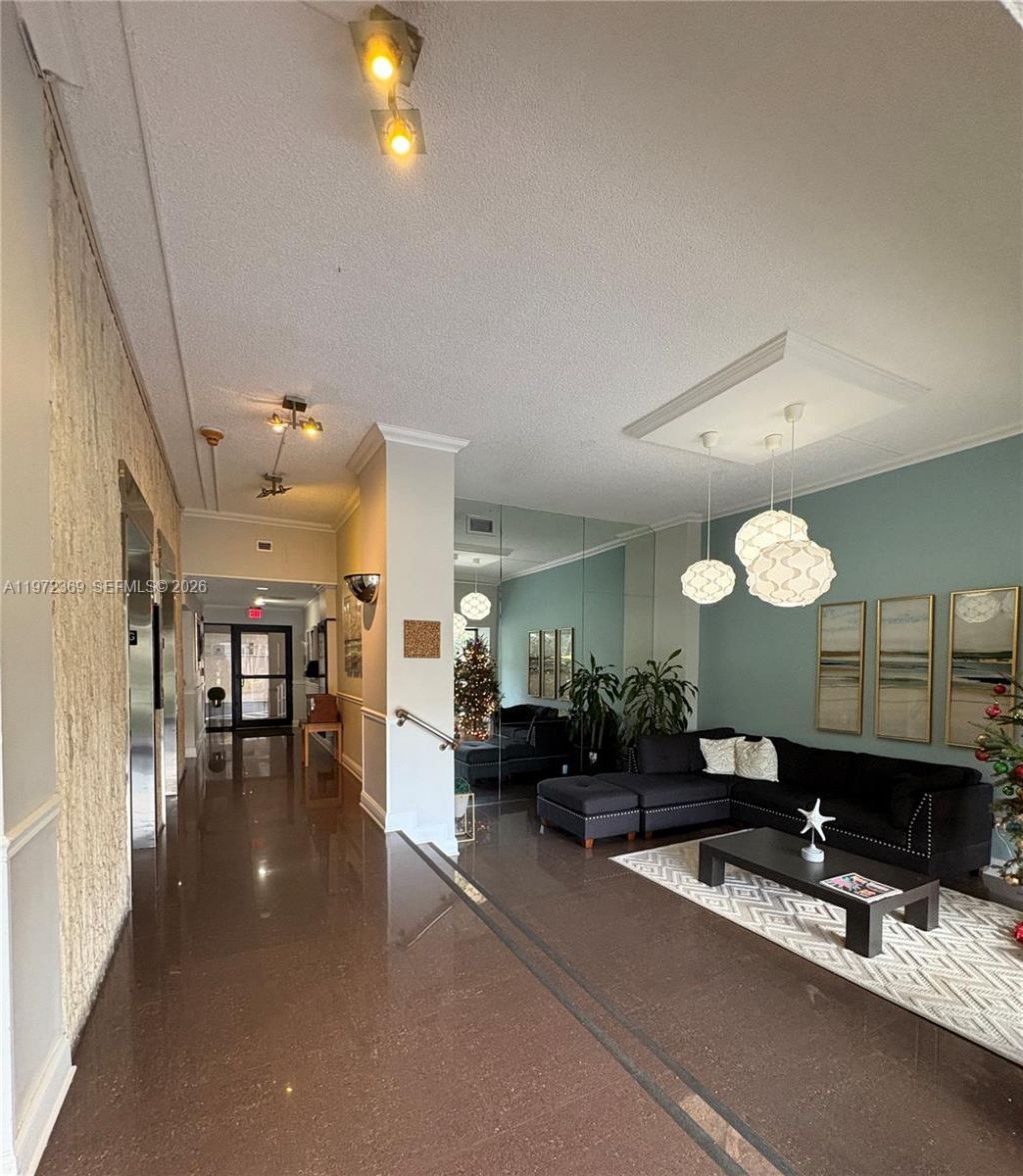 2500 NE 135 , Unit 502, North Miami, FL 33181 Photo