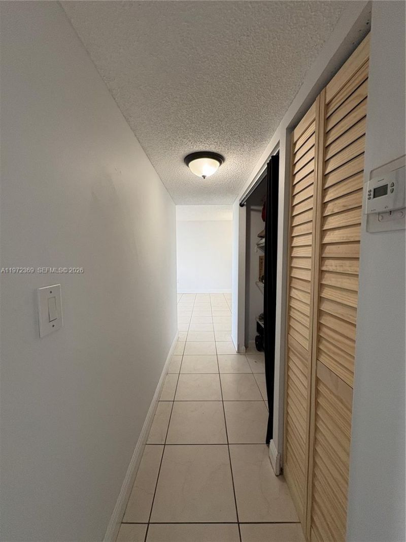 2500 NE 135 , Unit 502, North Miami, FL 33181 Photo