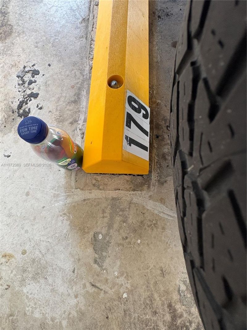 2500 NE 135 , Unit 502, North Miami, FL 33181 Photo