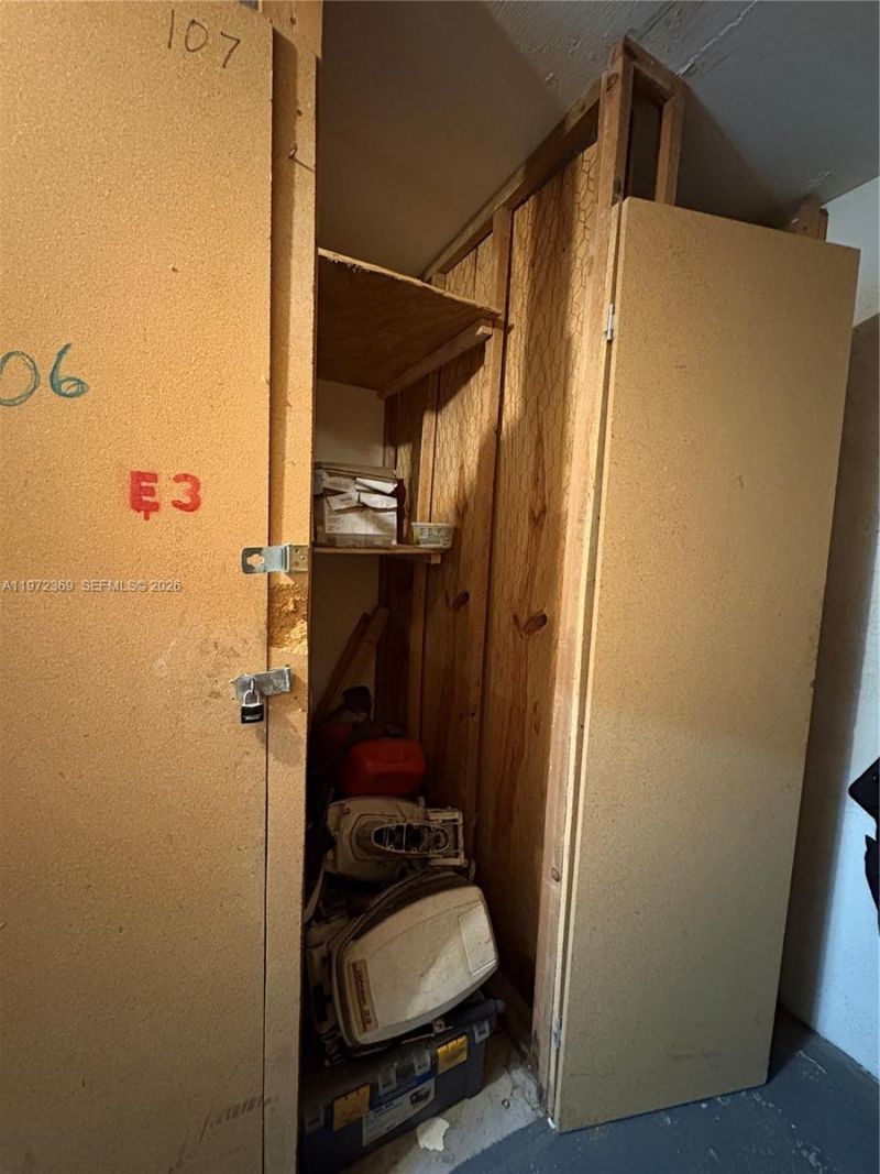 2500 NE 135 , Unit 502, North Miami, FL 33181 Photo