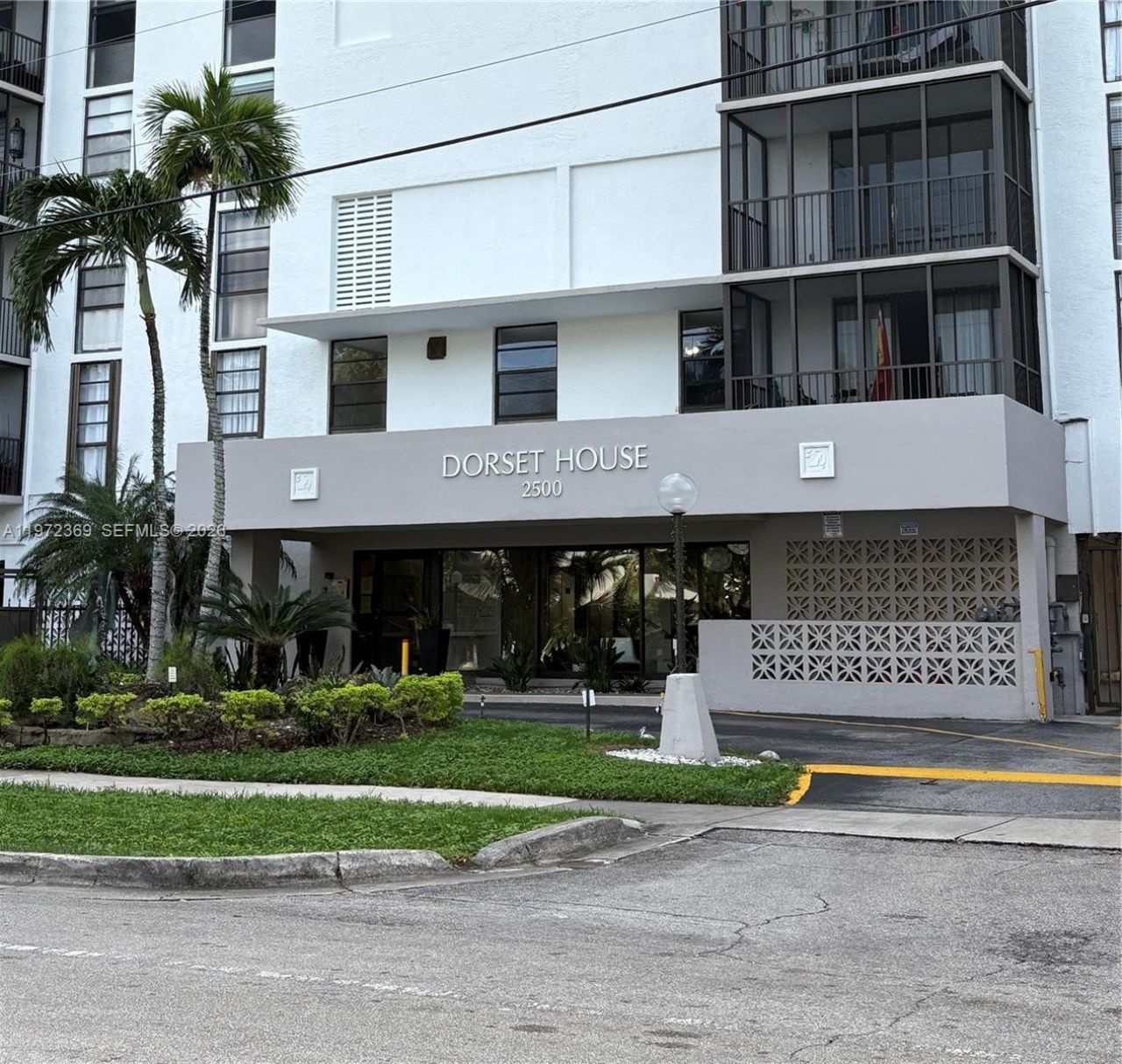 2500 NE 135 , Unit 502, North Miami, FL 33181 Photo