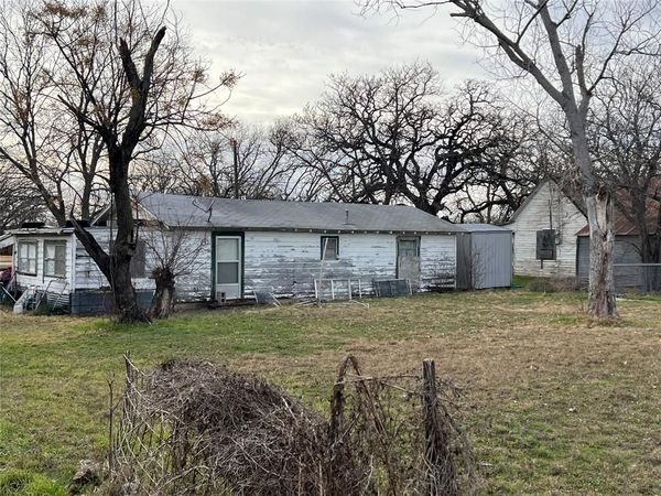 435 West Coke , Gorman, TX 76454