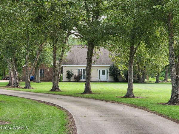 1078 Curleys Road , Sunset, LA 70584