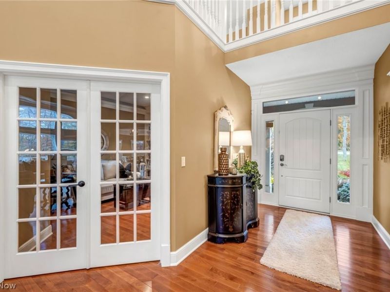 8933 Mountain View Drive, Mentor, OH 44060 Photo 11