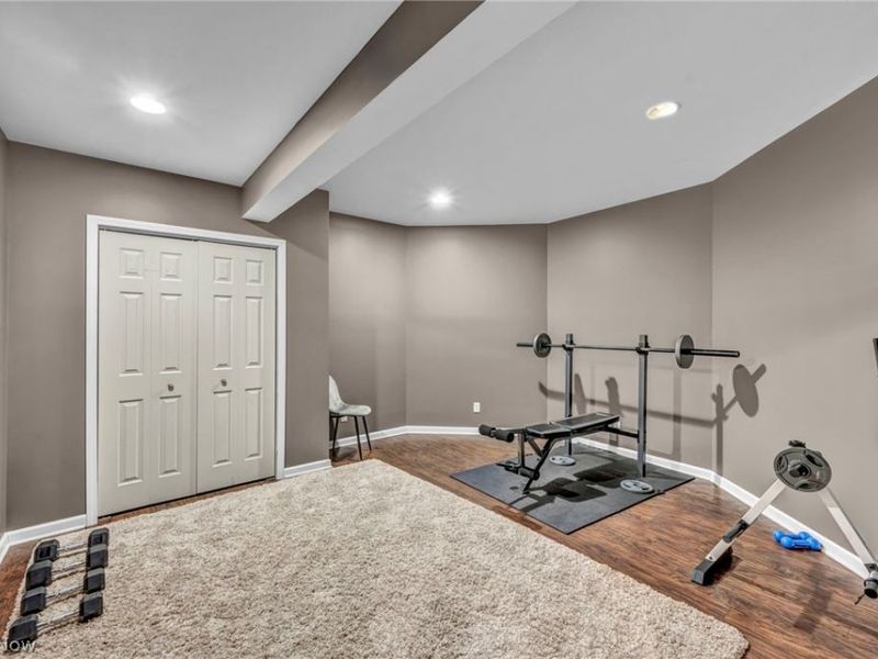 8933 Mountain View Drive, Mentor, OH 44060 Photo 40