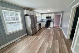 2618 Rion St.  photo 4