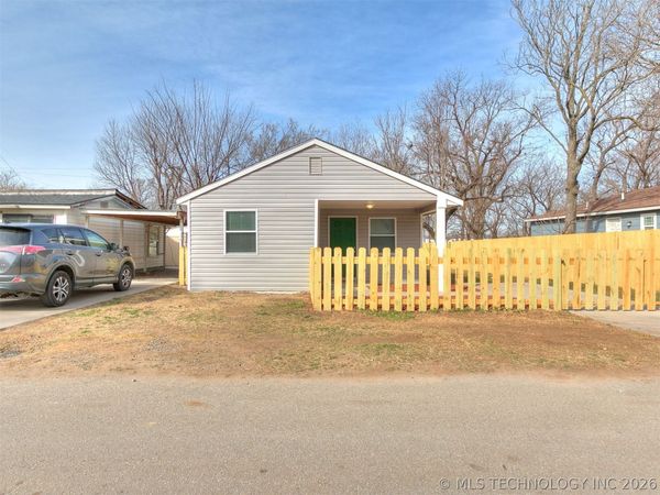 2320 N Atlanta Place, Tulsa, OK 74110