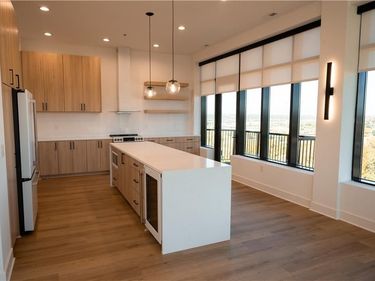 2940 Baltimore Avenue, Unit 1501, Kansas City, MO 64108