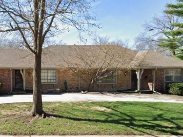 401-403 E 117th Street, Kansas City, MO 64131