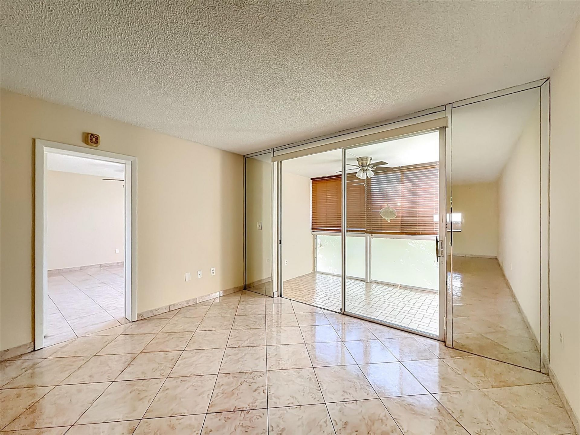 5935 Del Lago Circle, Unit 108, Sunrise, FL 33313 Photo