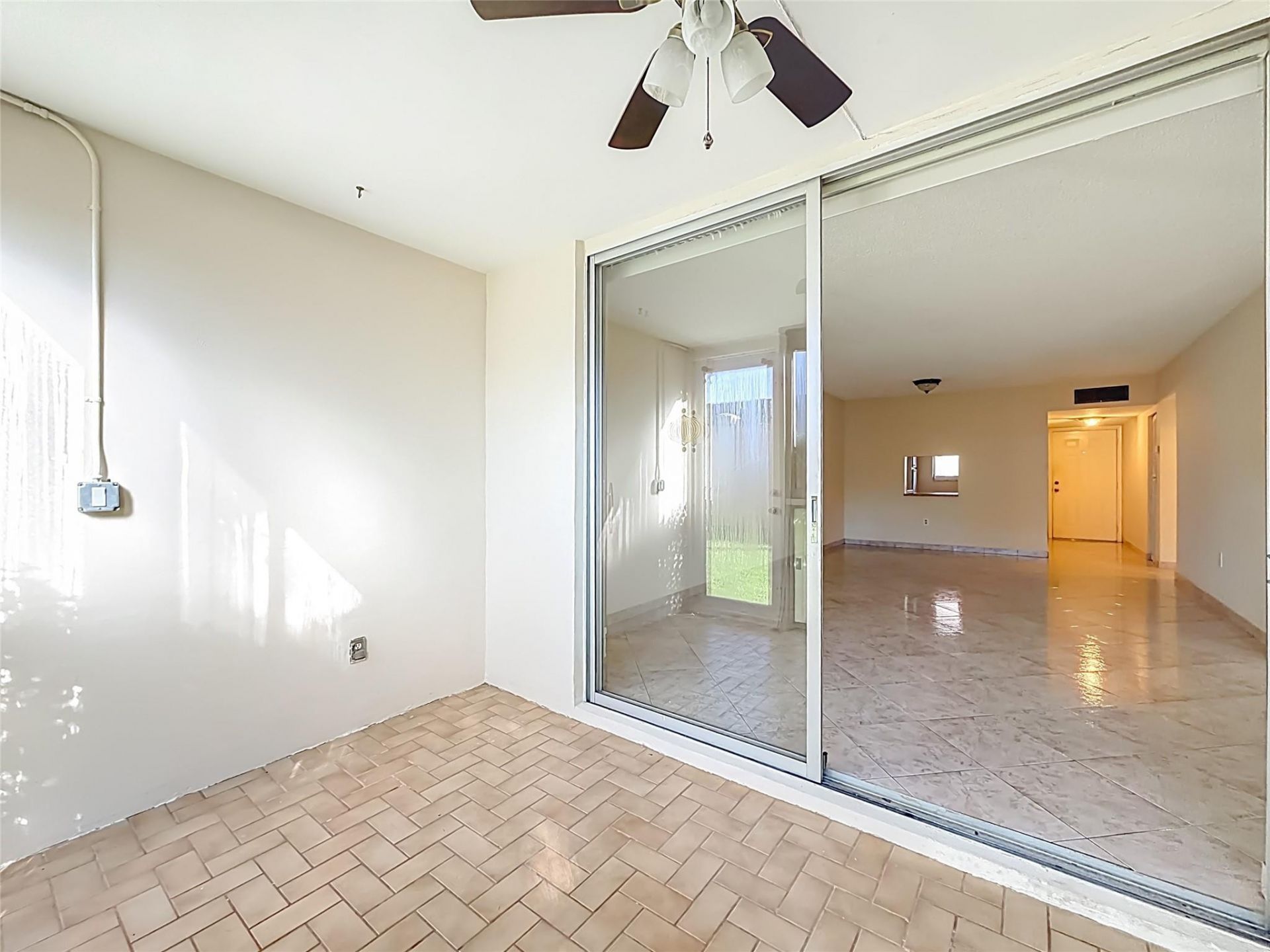 5935 Del Lago Circle, Unit 108, Sunrise, FL 33313 Photo