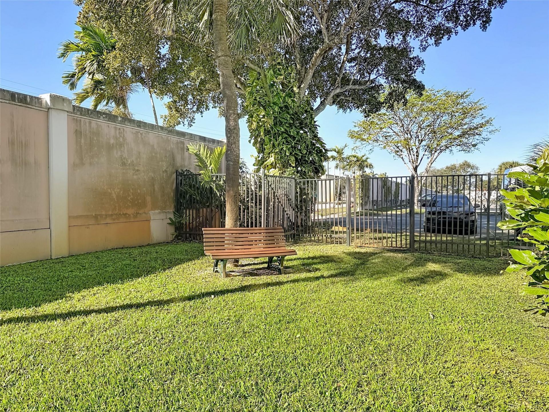 5935 Del Lago Circle, Unit 108, Sunrise, FL 33313 Photo