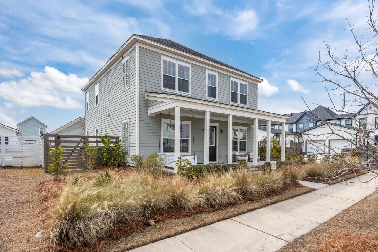 643 Blueway Avenue Photo 11