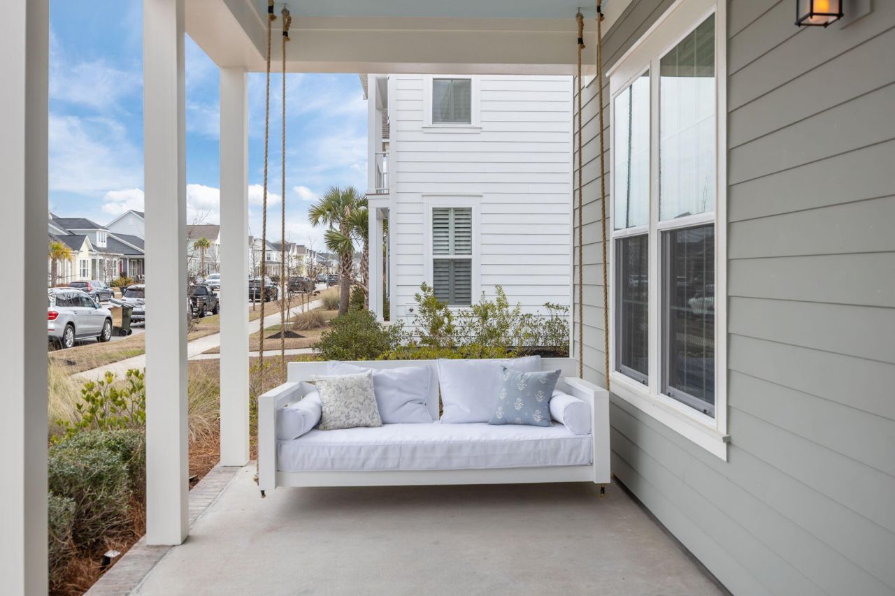 643 Blueway Avenue Photo 13