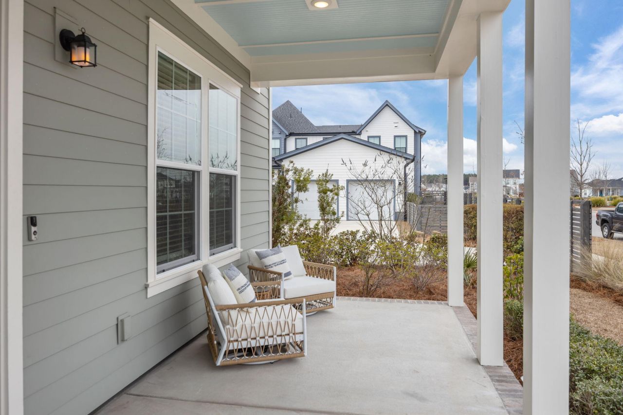 643 Blueway Avenue Photo 14