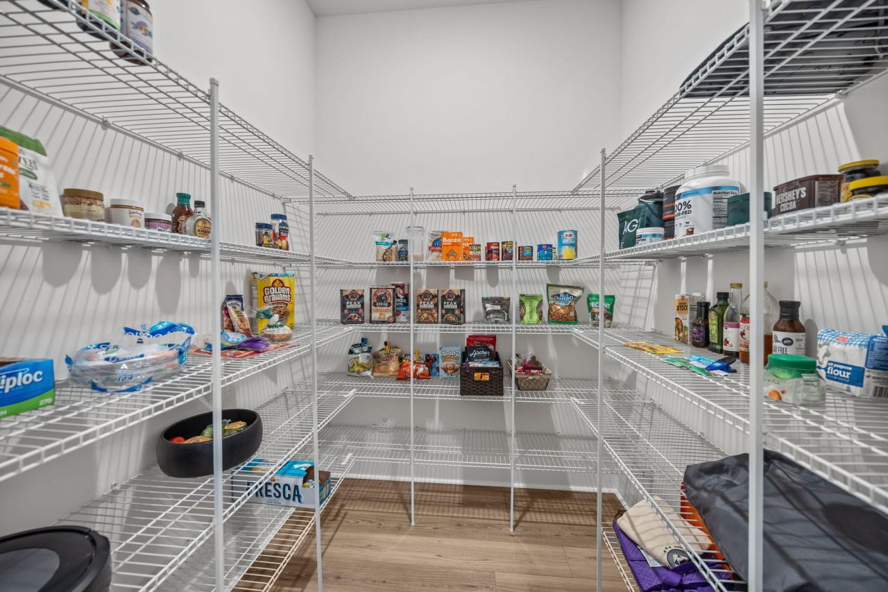 643 Blueway Avenue Photo 25