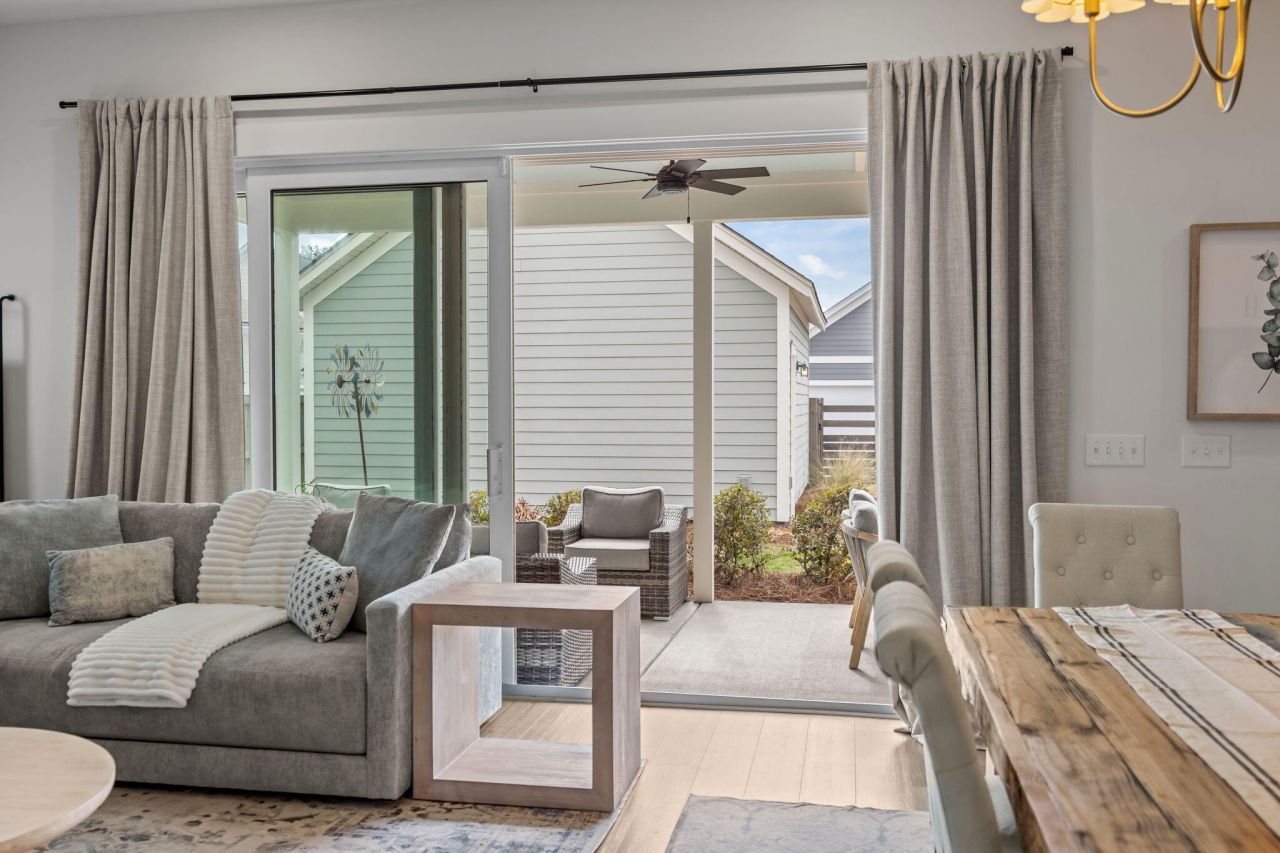 643 Blueway Avenue Photo 28