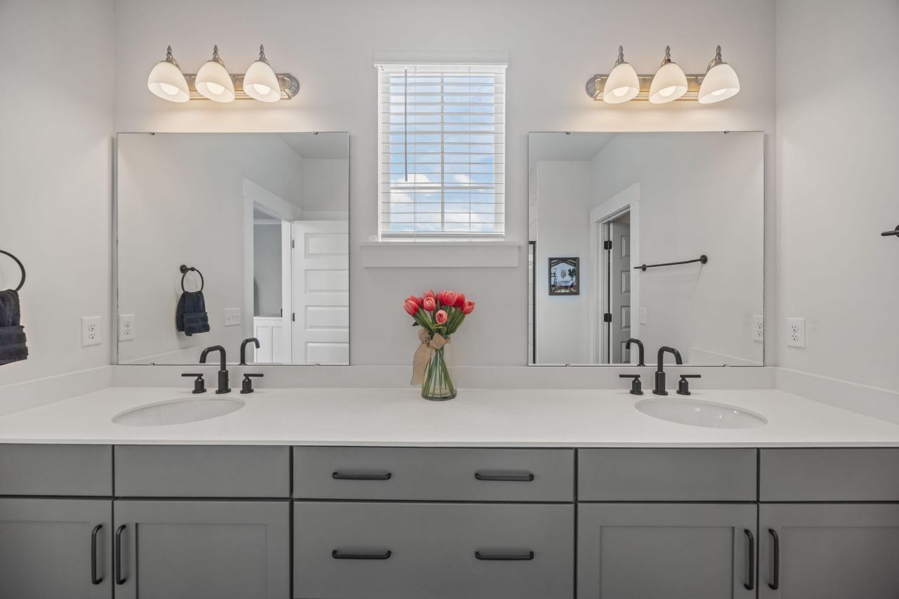 643 Blueway Avenue Photo 39