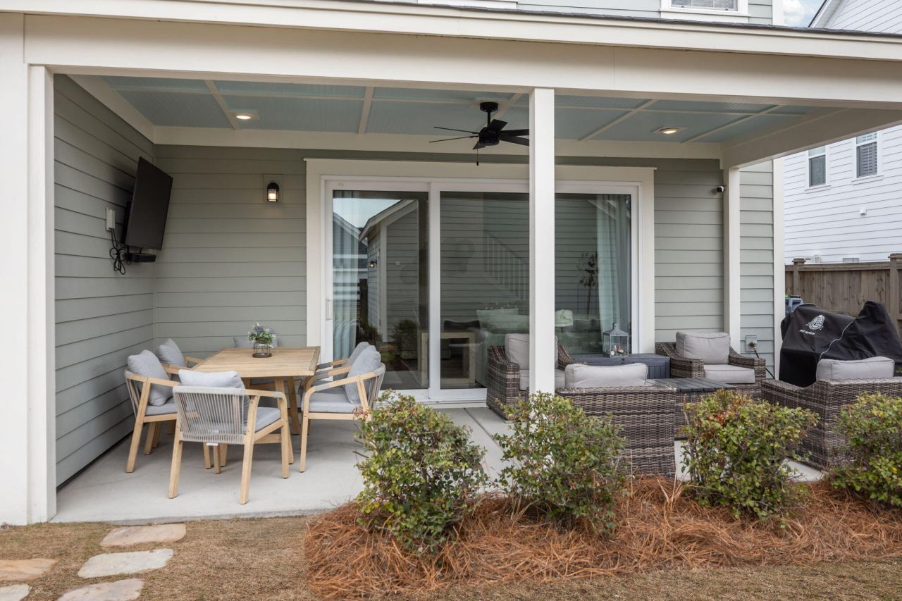 643 Blueway Avenue Photo 46