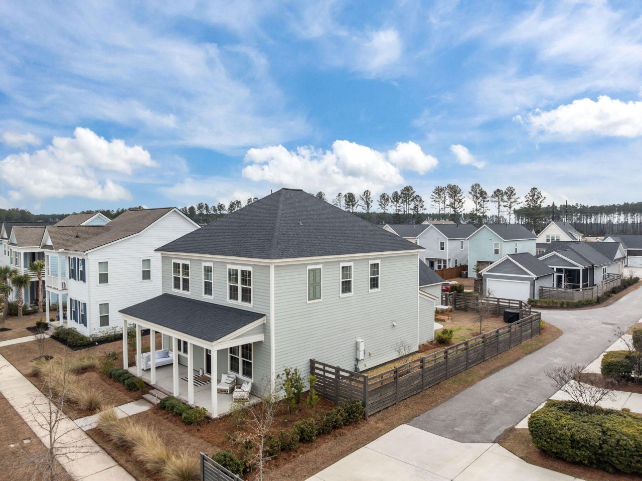 643 Blueway Avenue Photo 51