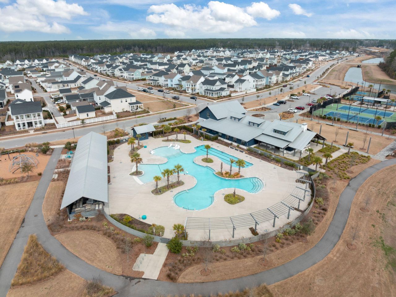 643 Blueway Avenue Photo 54