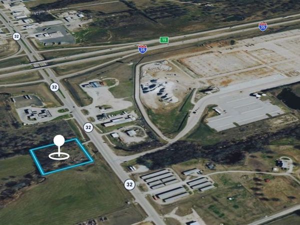 11920 State Highway 32 , Marietta, OK 73448