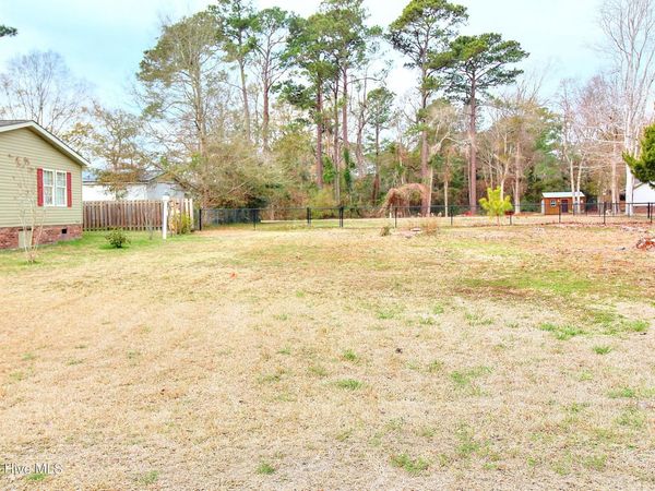 1880 Inland Drive SW, Ocean Isle Beach, NC 28469