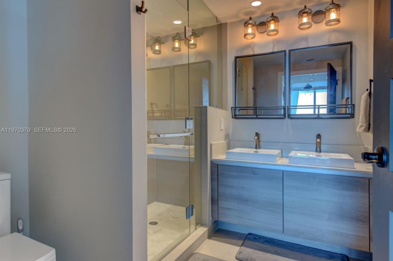 1080 Brickell Ave , Unit 4101, Miami, FL 33131 Photo