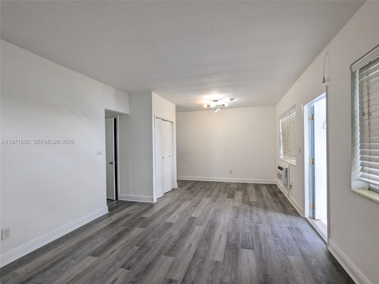 7805 Crespi Blvd , Unit 2, Miami Beach, FL 33141 Photo