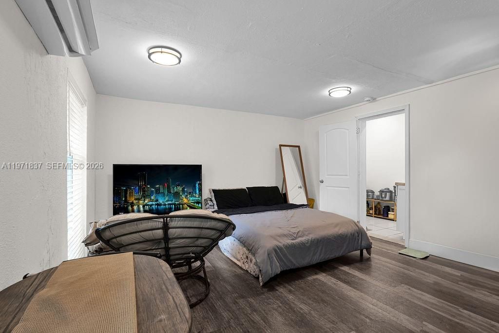 3010 NW 95th Ter , Unit B, Miami, FL 33147 Photo