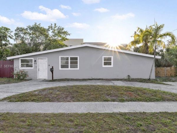3430 NW 43rd Ave , Lauderdale Lakes, FL 33319