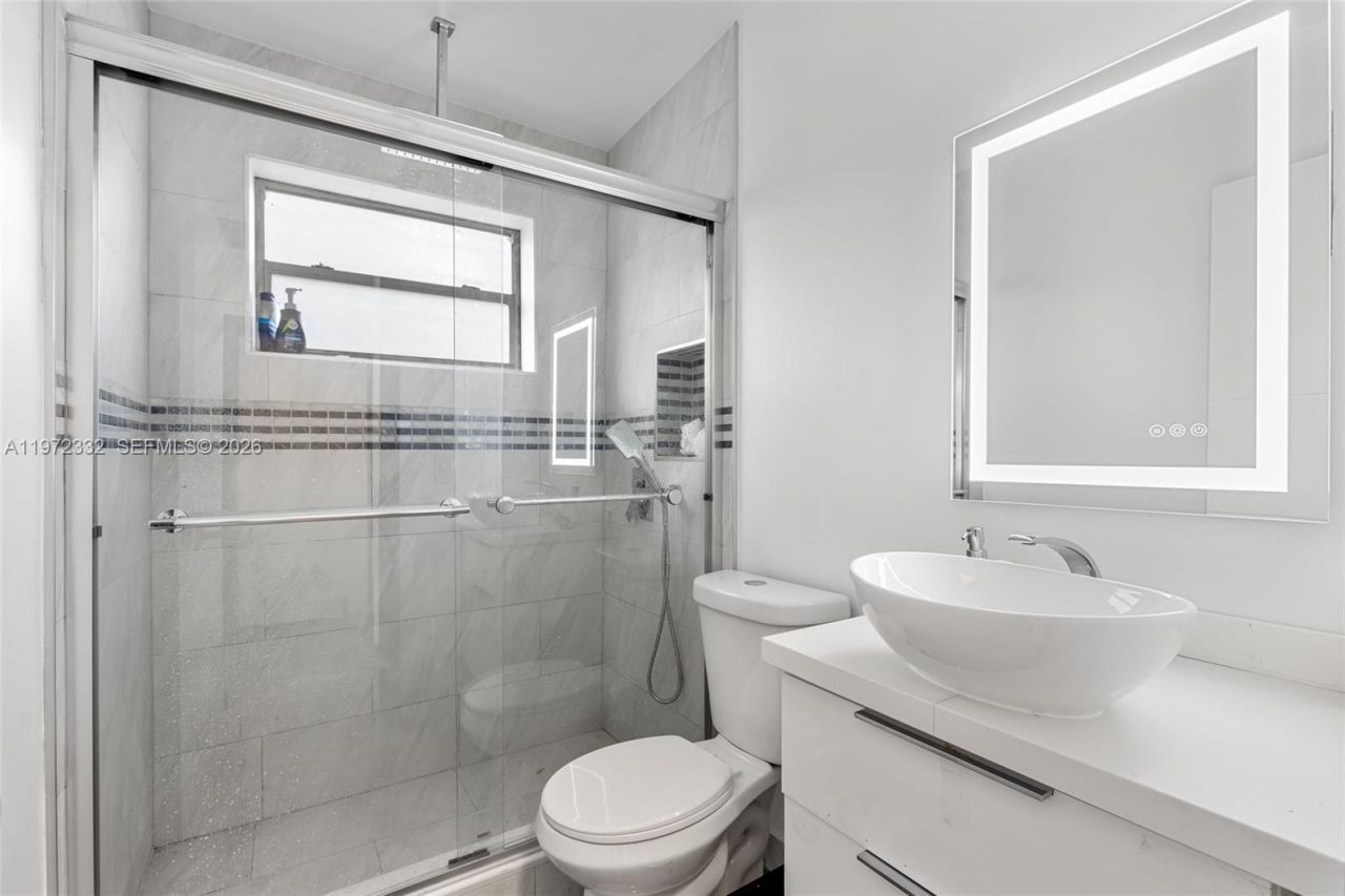 3430 NW 43rd Ave , Lauderdale Lakes, FL 33319 Photo