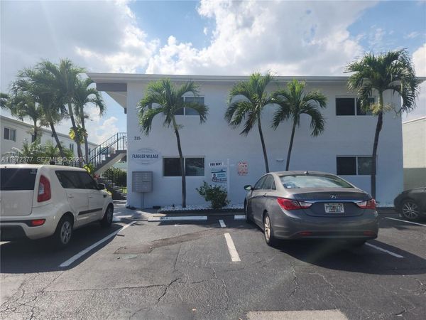 715 NE 2nd Ave , Unit 202, Fort Lauderdale, FL 33304