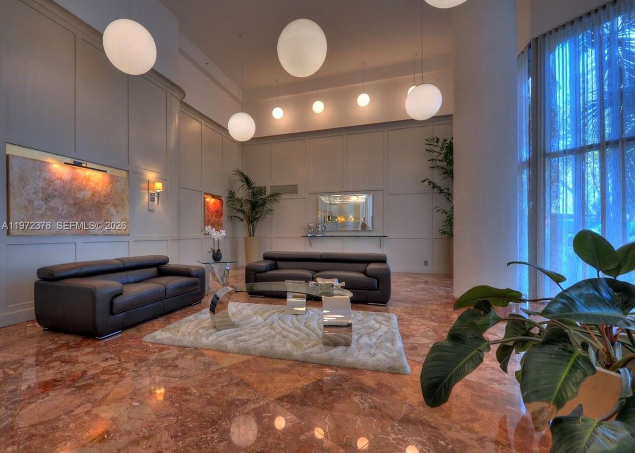 3600 Mystic Pointe Dr , Unit 815, Aventura, FL 33180 Photo