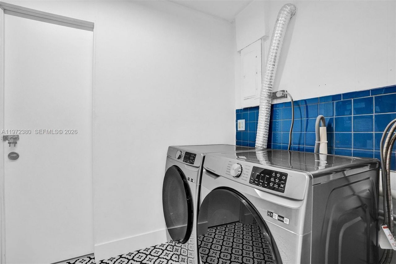 8521 Pasadena Blvd, Pembroke Pines, FL 33024 Photo