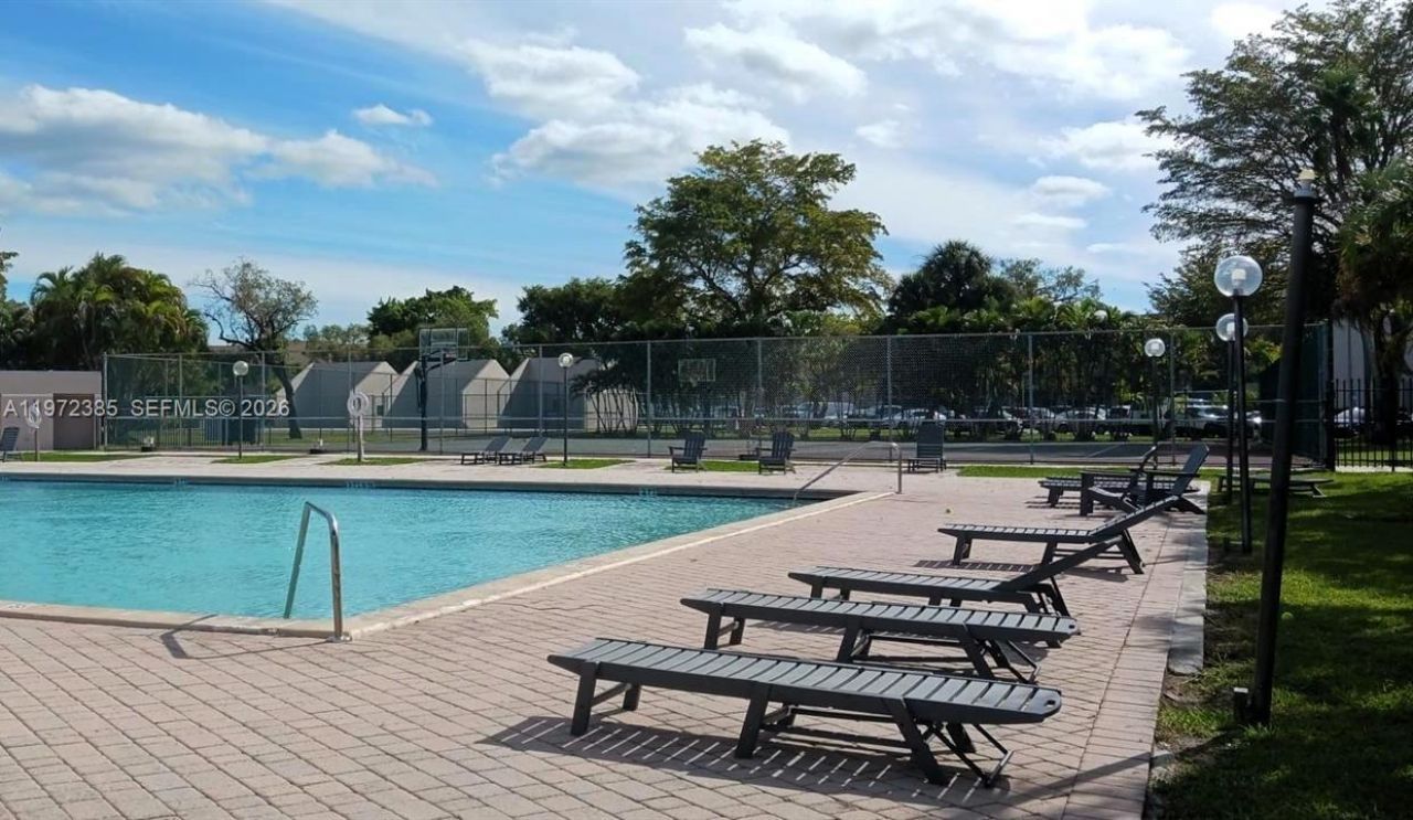 8760 SW 133rd Ave Rd, Unit 210, Miami, FL 33183 Photo