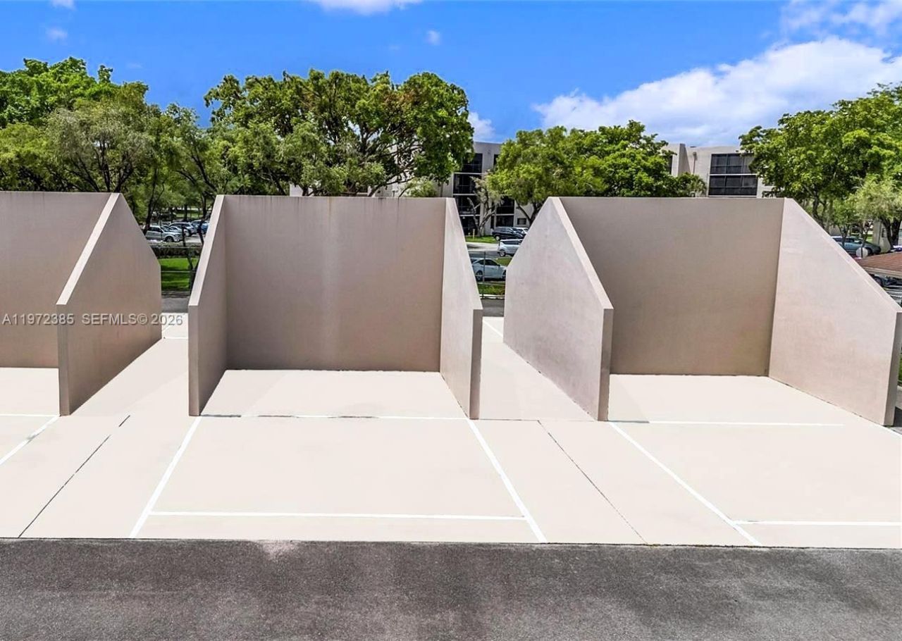 8760 SW 133rd Ave Rd, Unit 210, Miami, FL 33183 Photo