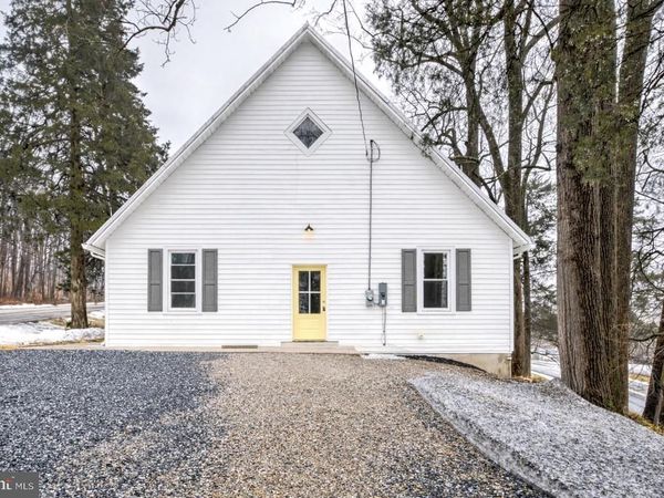 206 MOULSTOWN ROAD, ABBOTTSTOWN, PA 17301