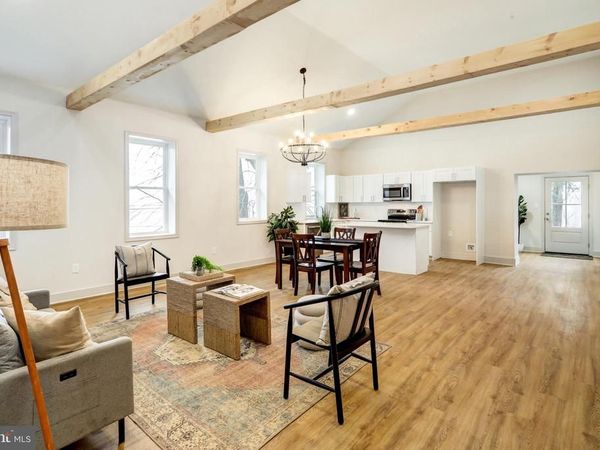 206 MOULSTOWN ROAD, ABBOTTSTOWN, PA 17301