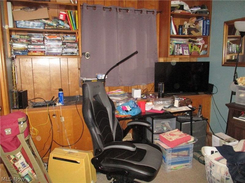 256 Warner Road, Hubbard, OH 44425 Photo 8