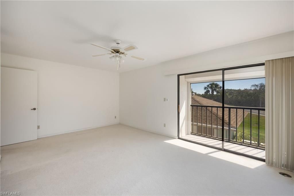 517 Lake Louise Cir, Unit 201, Naples, FL 34110 Photo