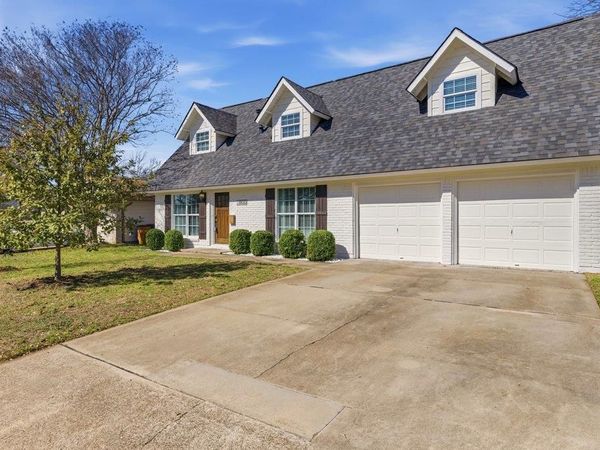 8100 Stillwood LN, Austin, TX 78757