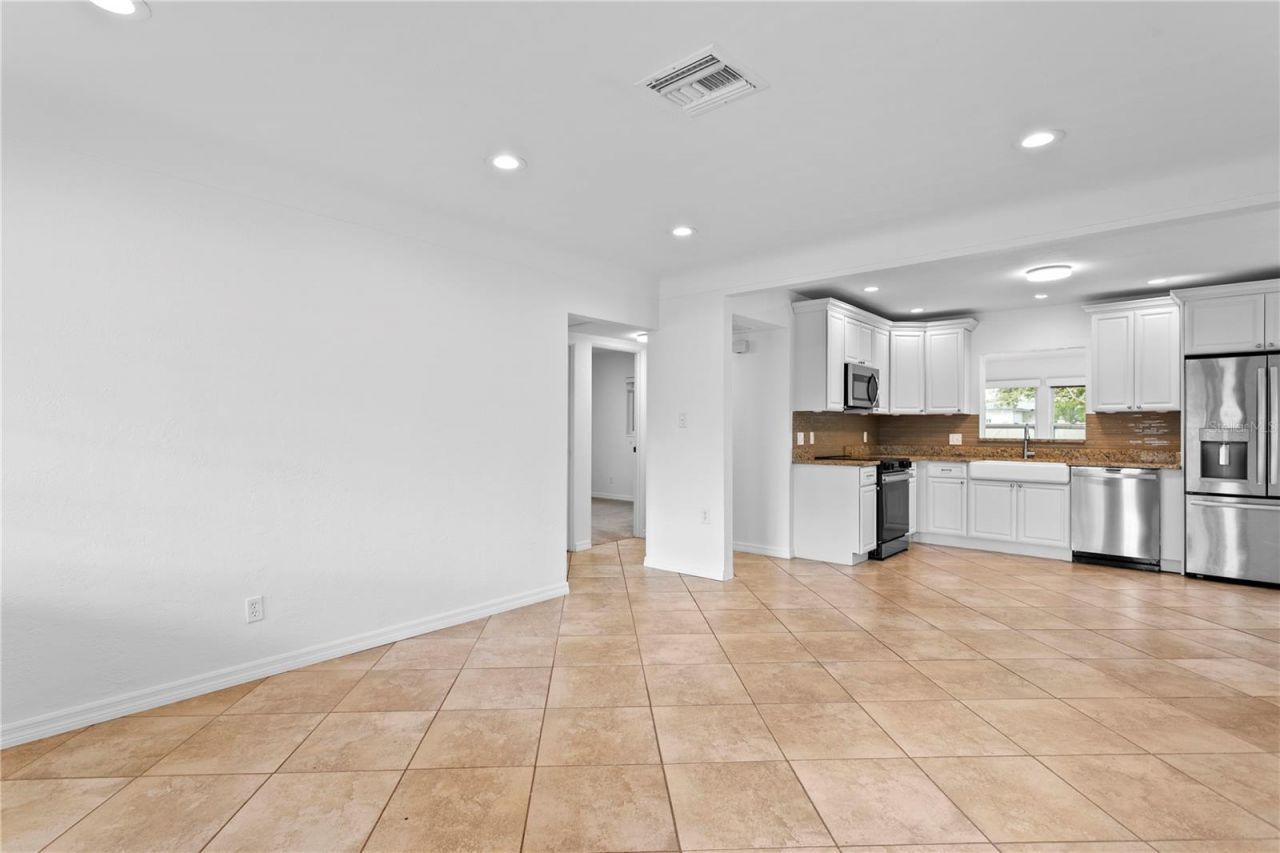 761 42nd Avenue N, Saint Petersburg, FL 33703 Photo