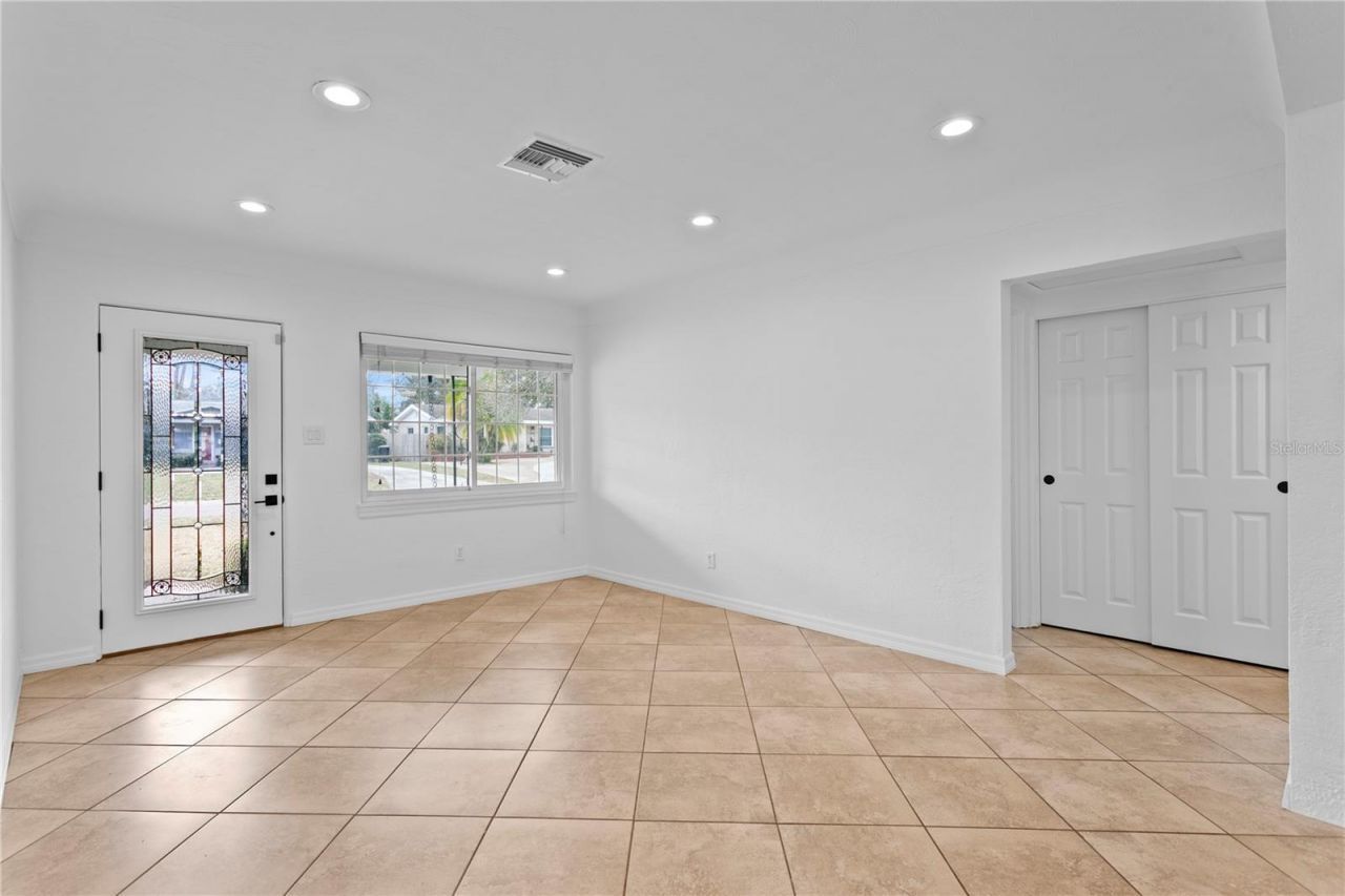 761 42nd Avenue N, Saint Petersburg, FL 33703 Photo