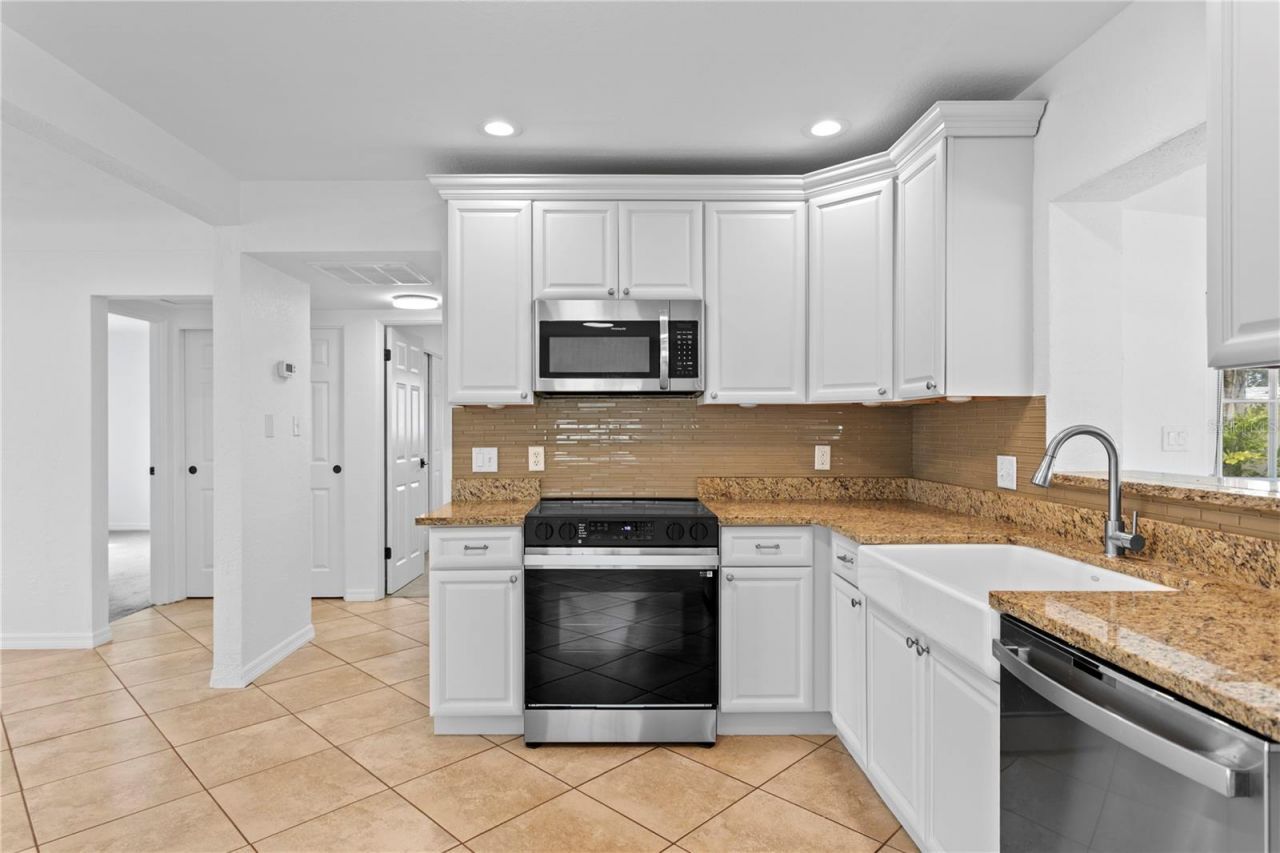 761 42nd Avenue N, Saint Petersburg, FL 33703 Photo