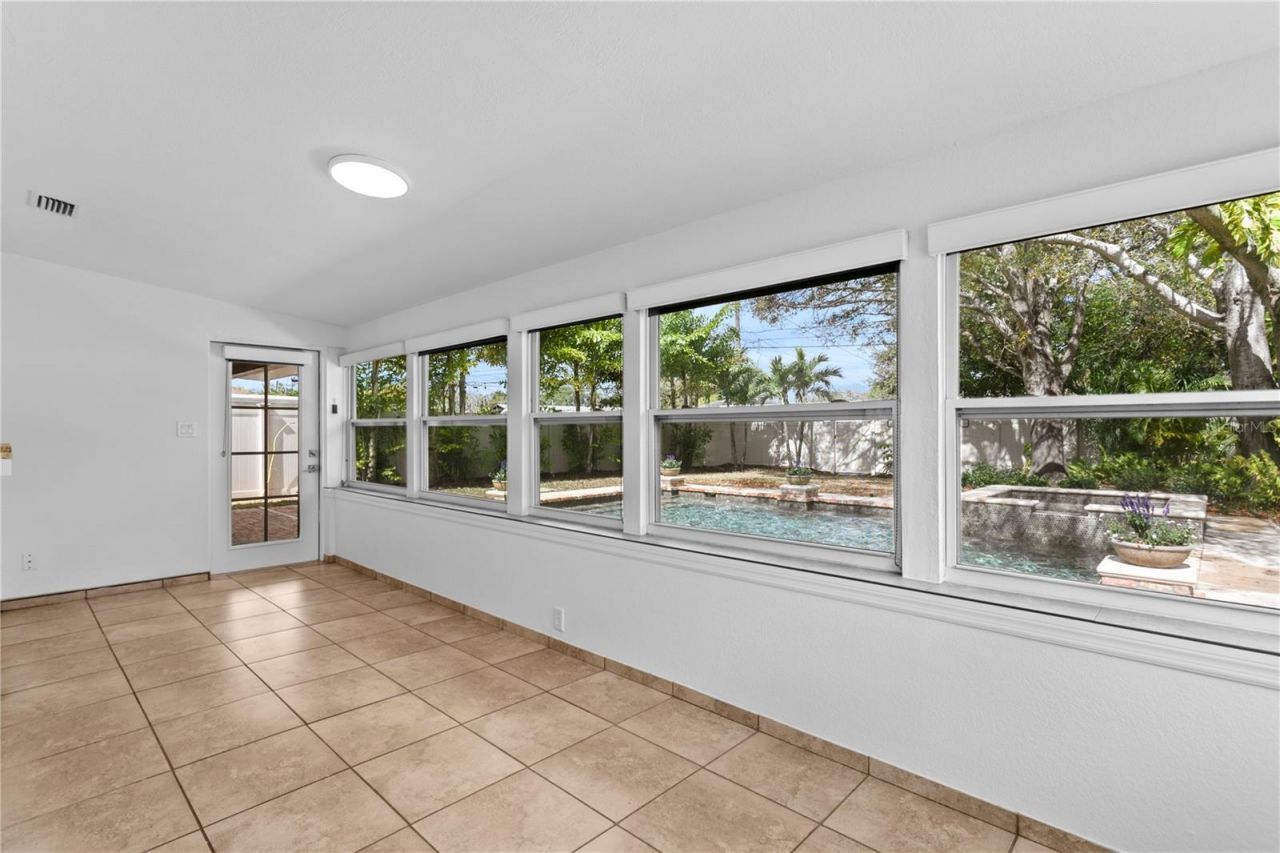 761 42nd Avenue N, Saint Petersburg, FL 33703 Photo