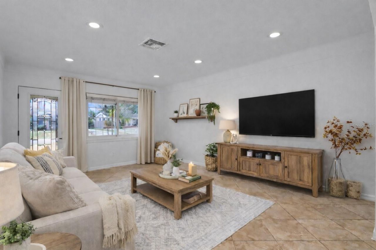 761 42nd Avenue N, Saint Petersburg, FL 33703 Photo