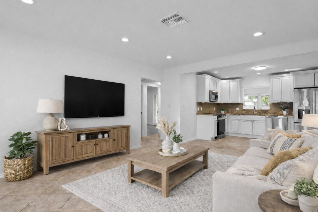 761 42nd Avenue N, Saint Petersburg, FL 33703 Photo