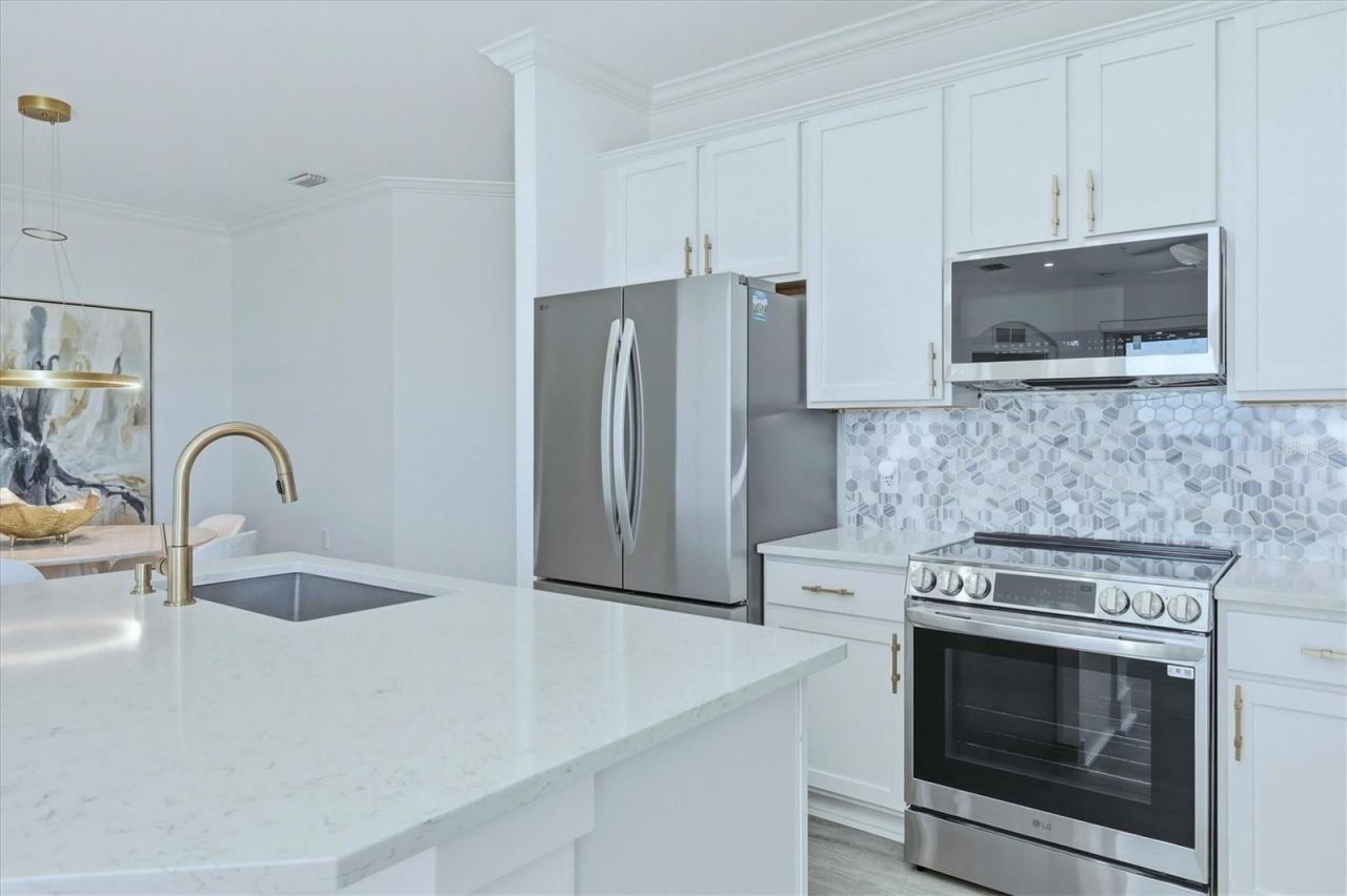 850 Tidewater Shores Loop, Unit 301, Bradenton, FL 34208 Photo